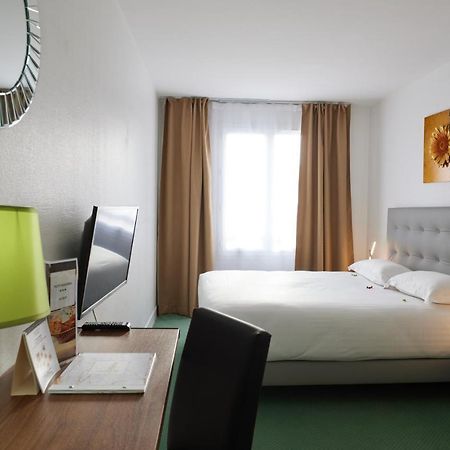 Hotel Le Beffroi Dreux Exterior photo